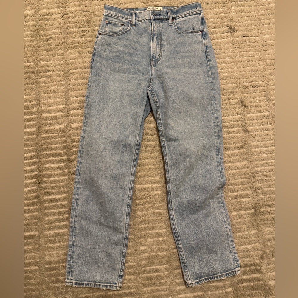 ABERCROMBIE Ultra High Rise Ankle Straight Leg Jeans